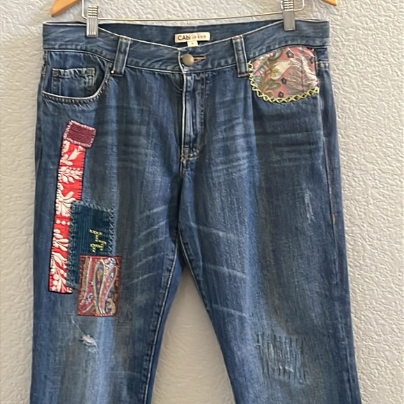 Cabi Jeans Patchwork Embroidered Distressed Cropped Denim Pant Boho Size 6 - Picture 2 of 7
